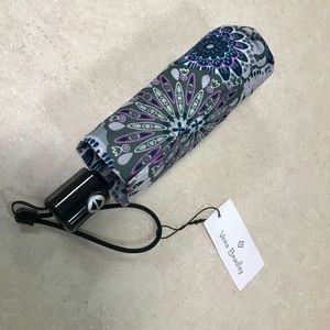 Vera Bradley Automatic Travel Umbrella NWT
